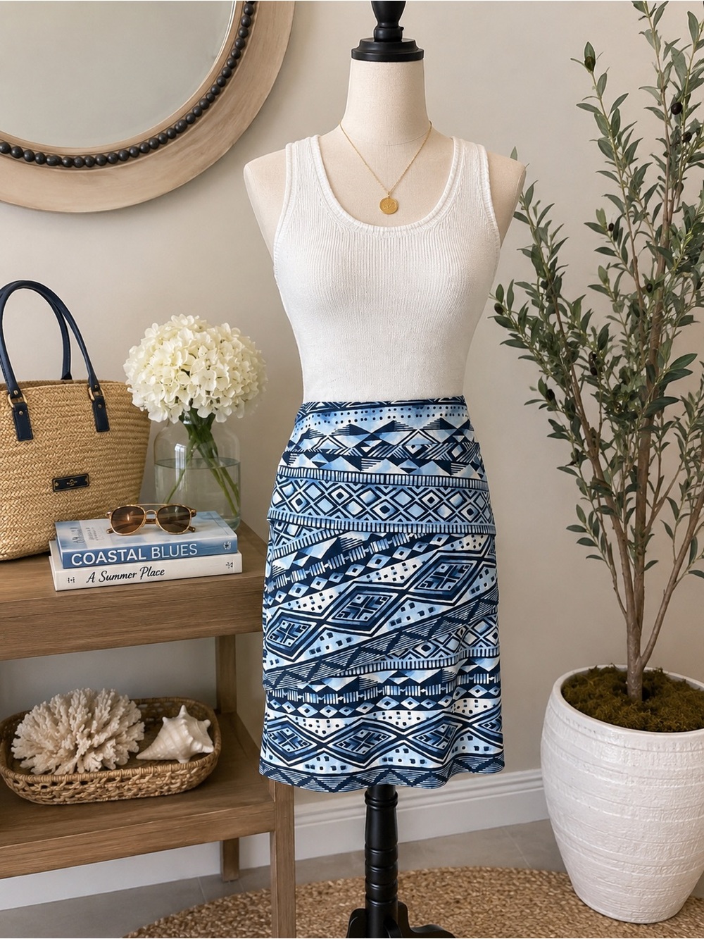 J.McLaughlin Blue White Geometric Stretch Pull-On Skirt Size Small